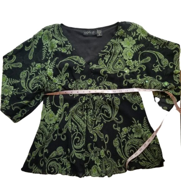 Lola P. Vintage Top and Skirt Set Size Medium - Picture 8 of 15